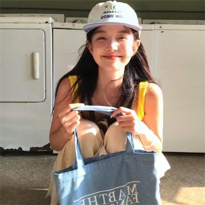 大洋之间的灯光